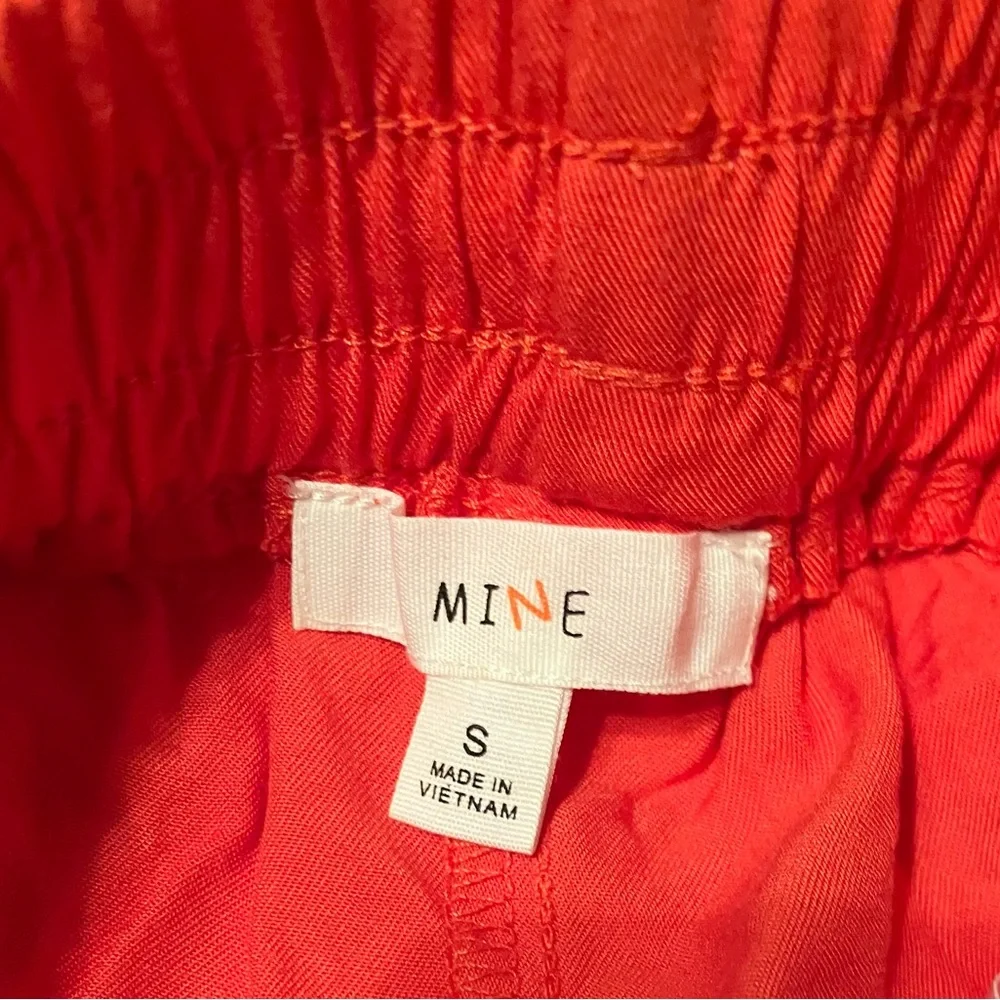 Mine Elastic Waist Short - Picture 3 of 3